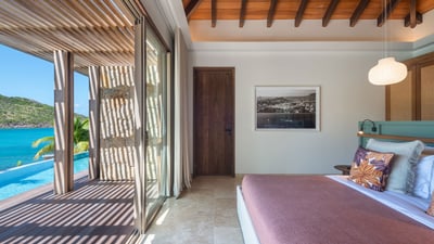 Luxury Villa Photo #40