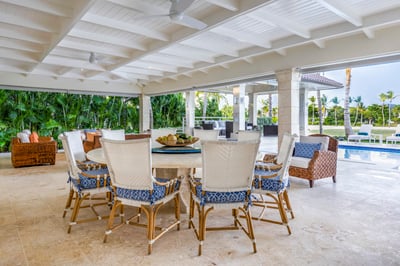 Luxury Villa Photo #12