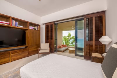 Luxury Villa Photo #10