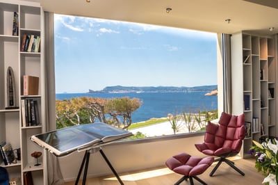 Luxury Villa Photo #12