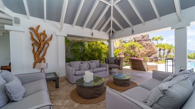 Outdoor Lounge Area