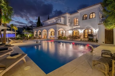 Luxury Villa Photo #8