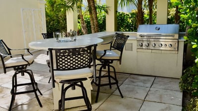 Luxury Villa Photo #2