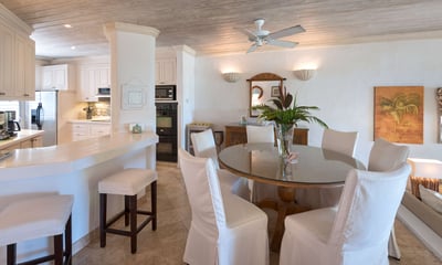 Luxury Villa Photo #2