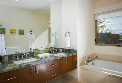 Luxury Villa Photo #18