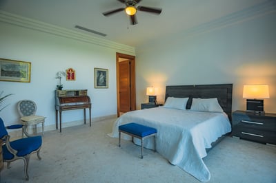 Luxury Villa Photo #55