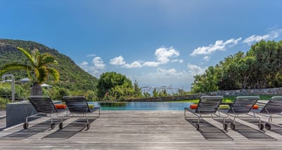 Luxury Villa Photo #4