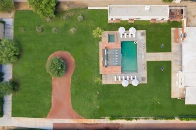 Luxury Villa Photo #4