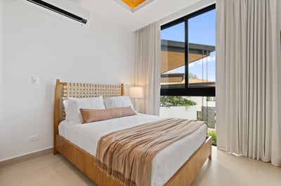 Luxury Villa Photo #48