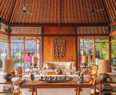 Luxury Villa Photo #2