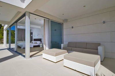 Luxury Villa Photo #31