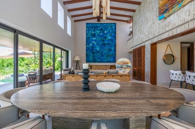 Luxury Villa Photo #22