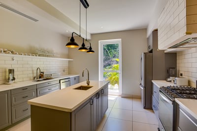 Luxury Villa Photo #14