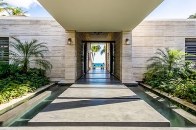 Luxury Villa Photo #21