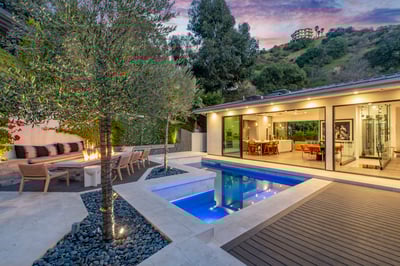 Luxury Villa Photo #6