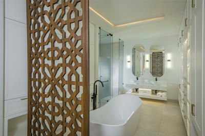 Luxury Villa Photo #33