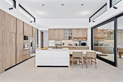 Luxury Villa Photo #10