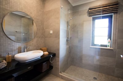 Luxury Villa Photo #35
