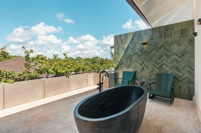 Luxury Villa Photo #44