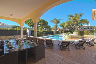 Luxury Villa Photo #8