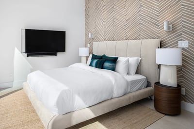 Luxury Villa Photo #23