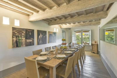 Luxury Villa Photo #12