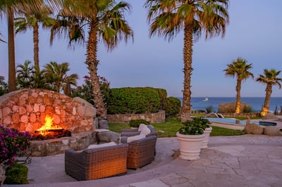 Luxury Villa Photo #15