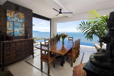Luxury Villa Photo #10
