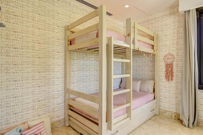 Villa Londali – Brand New Estate 10 Bedrooms