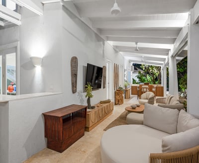 Luxury Villa Photo #43