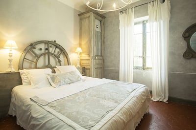 Luxury Villa Photo #11