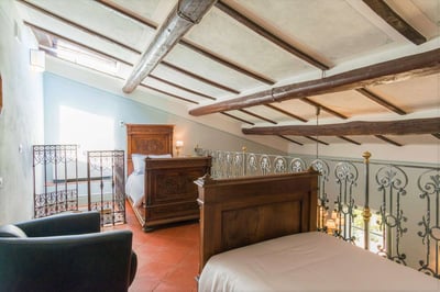 Luxury Villa Photo #32