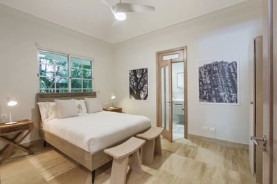 Luxury Villa Photo #31