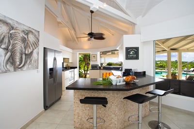 Luxury Villa Photo #30