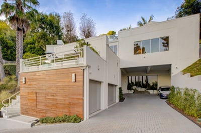 Luxury Villa Photo #13