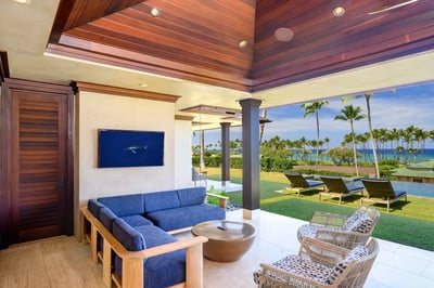 Luxury Villa Photo #6