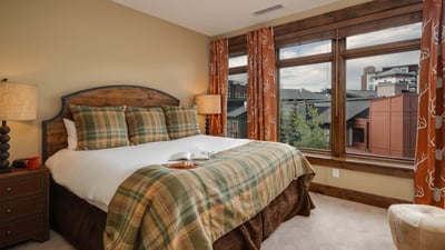King suite