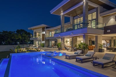 Luxury Villa Photo #7