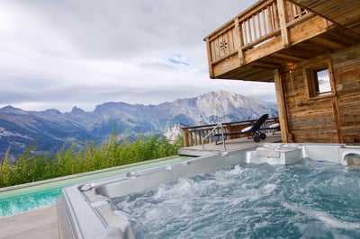 Luxury Villa Photo #4