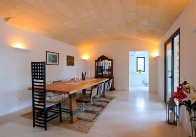 Luxury Villa Photo #14