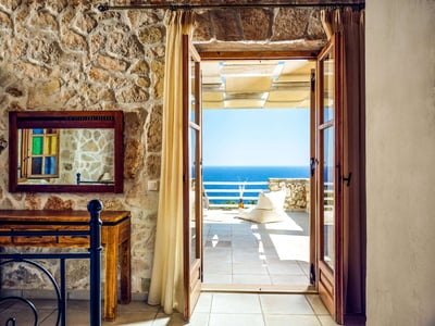 Luxury Villa Photo #15