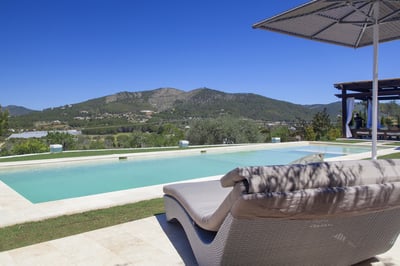 Luxury Villa Photo #6