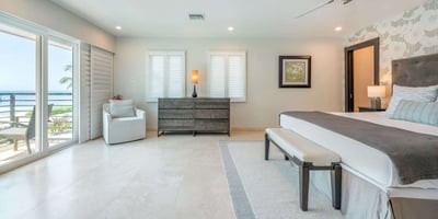 Luxury Villa Photo #23