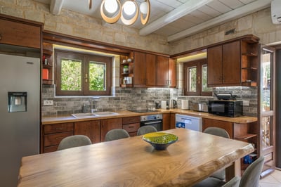 Luxury Villa Photo #36