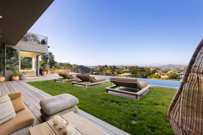 Luxury Villa Photo #5