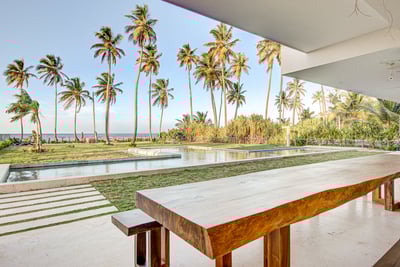 Luxury Villa Photo #4