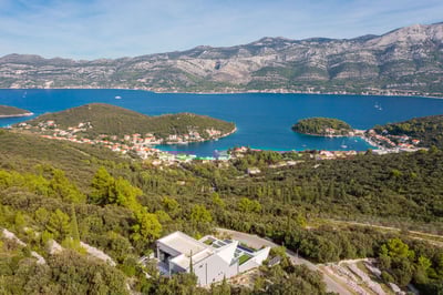Luxury Villa Photo #84