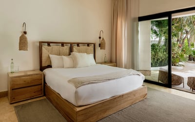 Luxury Villa Photo #22