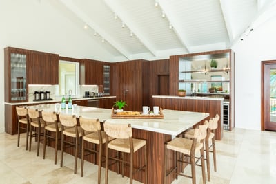 Luxury Villa Photo #38