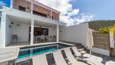 Luxury Villa Photo #10